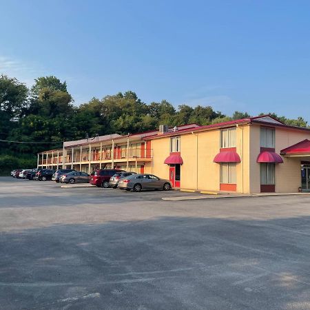 Tazewell Fincastle Motor Inn מראה חיצוני תמונה