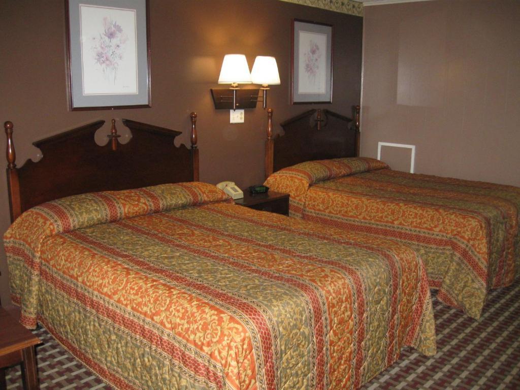 Tazewell Fincastle Motor Inn חדר תמונה